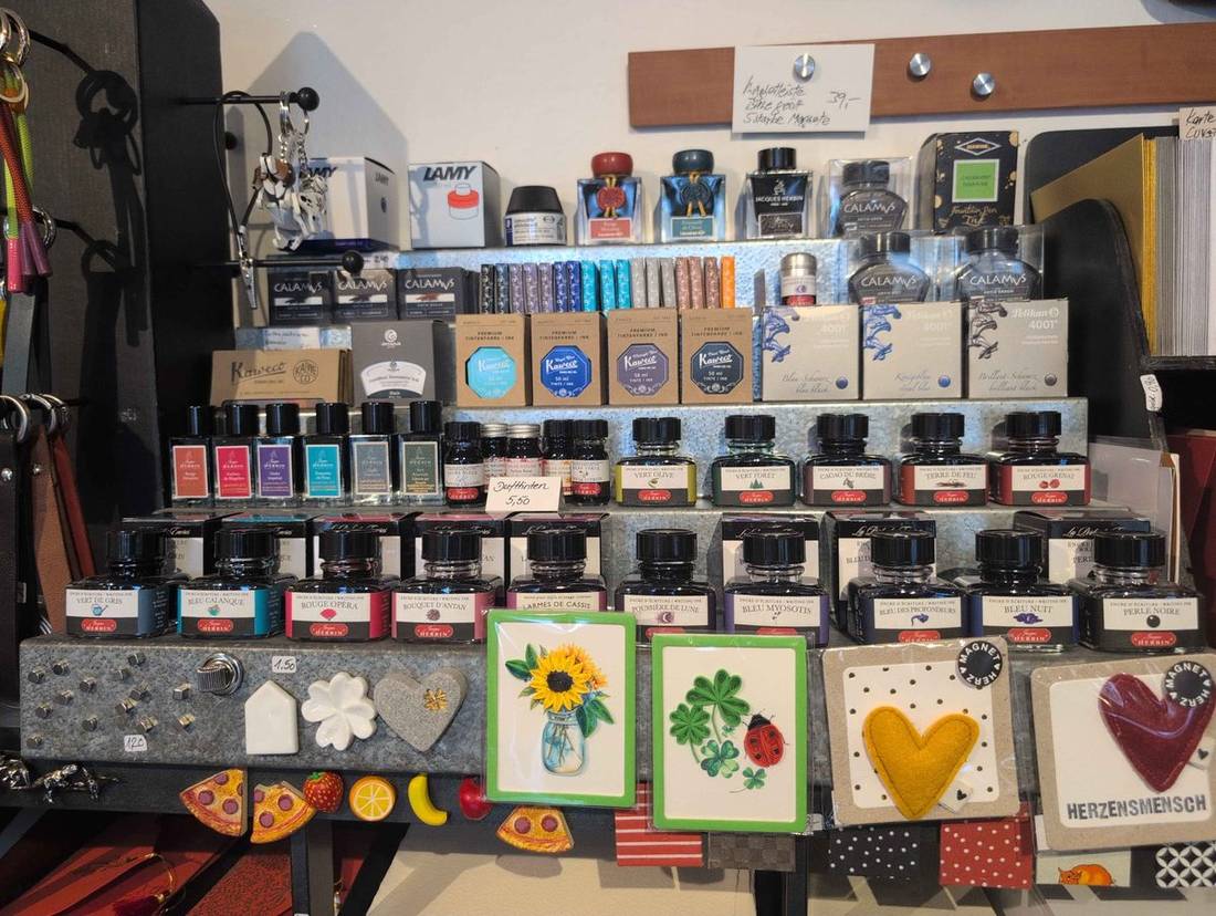 Geschenkartikel und Dekoration